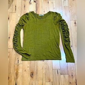 Free People - We The Free - Natasha Ruched Long Sleeve Olive Green Tee Shirt S